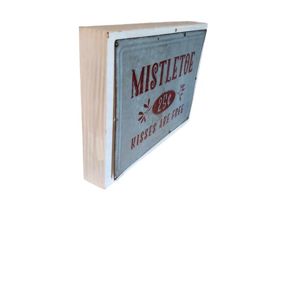 EUC Block Wood Sign "Mistletoe $0.25 - Kisses are Free" - Picture 2 of 3